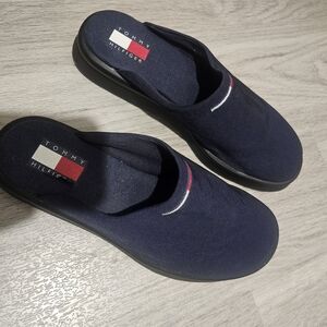 Vintage slip on tommy hilfiger slides/loafer shoe